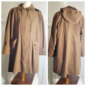 Gallery Classic Tan Trench Coat Size Large